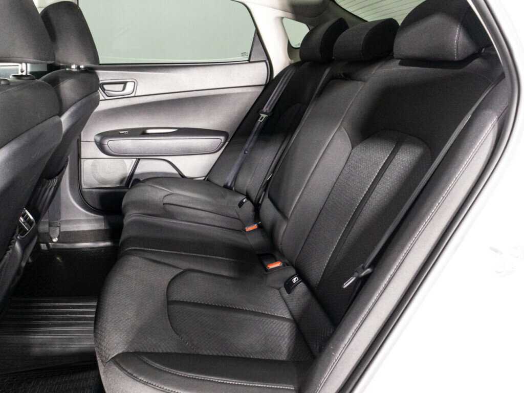 Купить Kia Optima с пробегом. Фото: #7