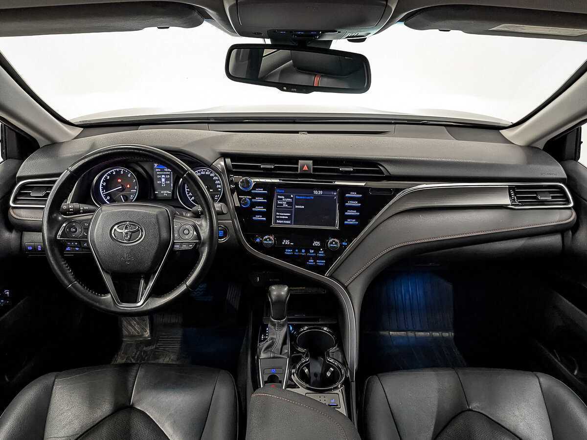 Купить Toyota Camry с пробегом. Фото: #13