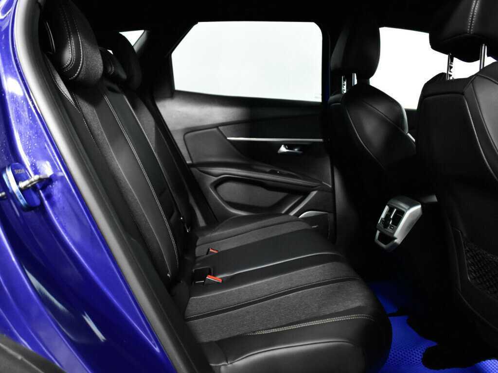 Купить Peugeot 3008 с пробегом. Фото: #9