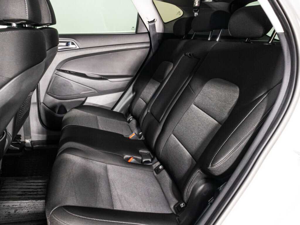 Купить Hyundai Tucson с пробегом. Фото: #9