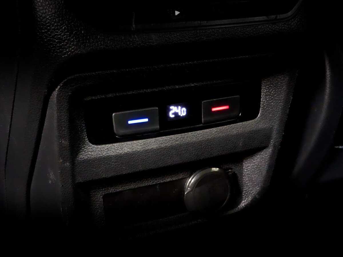 Купить Volkswagen Tiguan с пробегом. Фото: #23