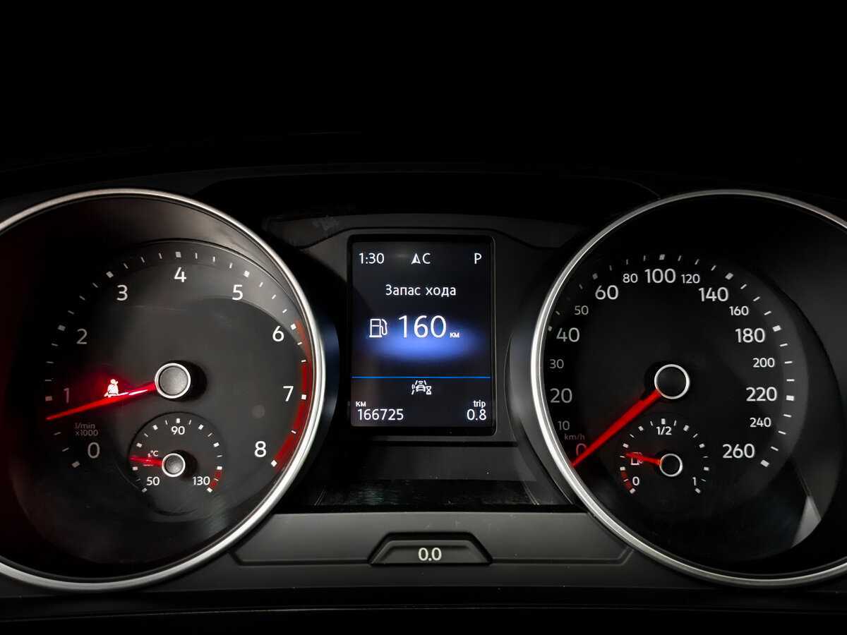 Купить Volkswagen Tiguan с пробегом. Фото: #12