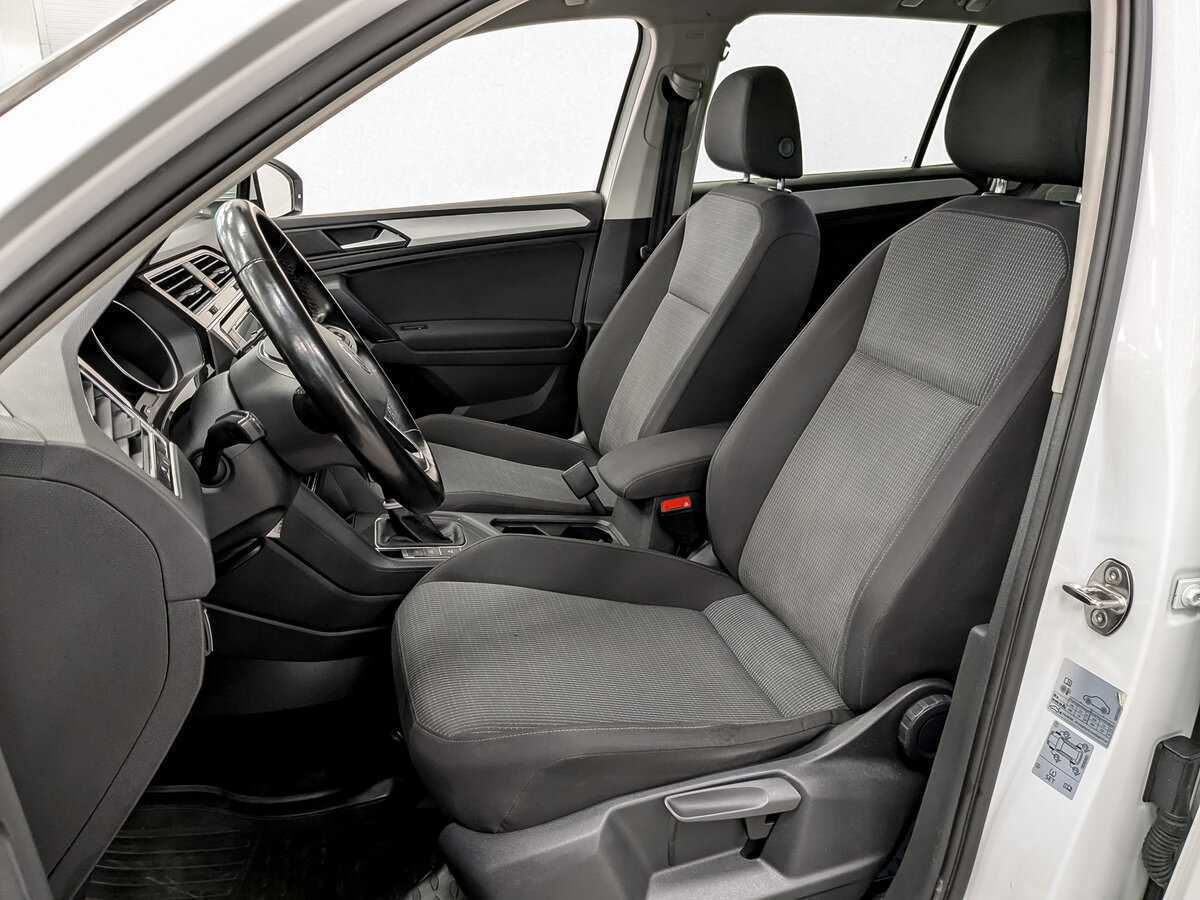 Купить Volkswagen Tiguan с пробегом. Фото: #19