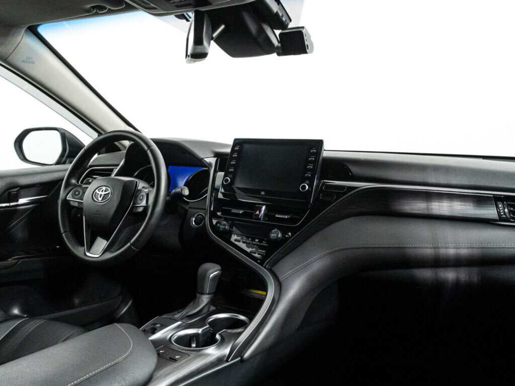 Купить Toyota Camry с пробегом. Фото: #8