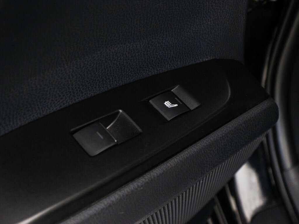 Купить Toyota Camry с пробегом. Фото: #20