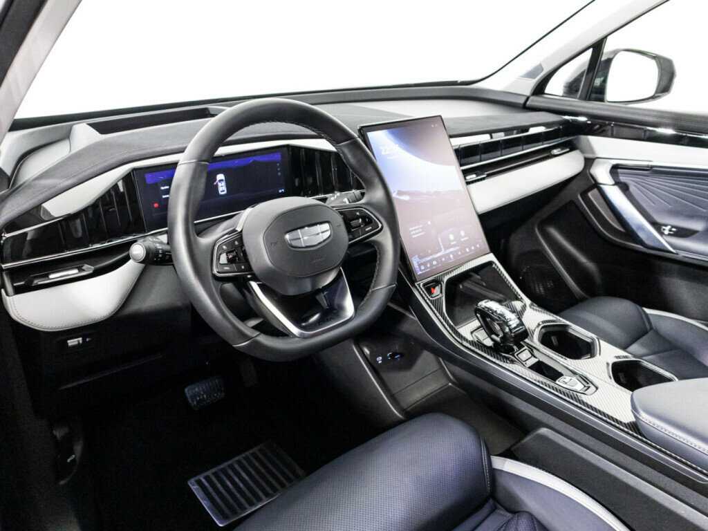 Купить Geely Atlas с пробегом. Фото: #10