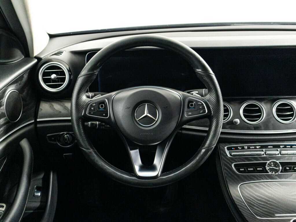 Купить Mercedes-Benz E-Класс с пробегом. Фото: #22