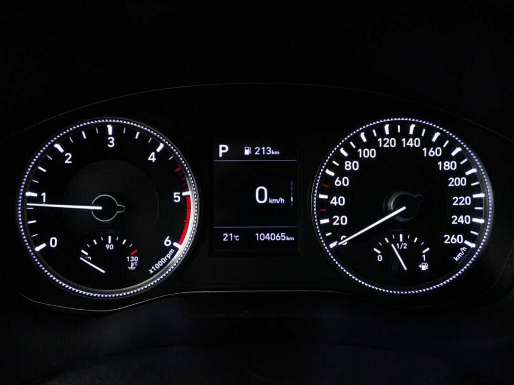 Купить Hyundai Santa Fe с пробегом. Фото: #11