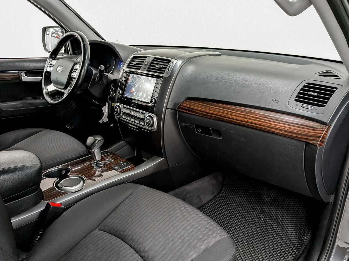 Купить Kia Mohave с пробегом. Фото: #10