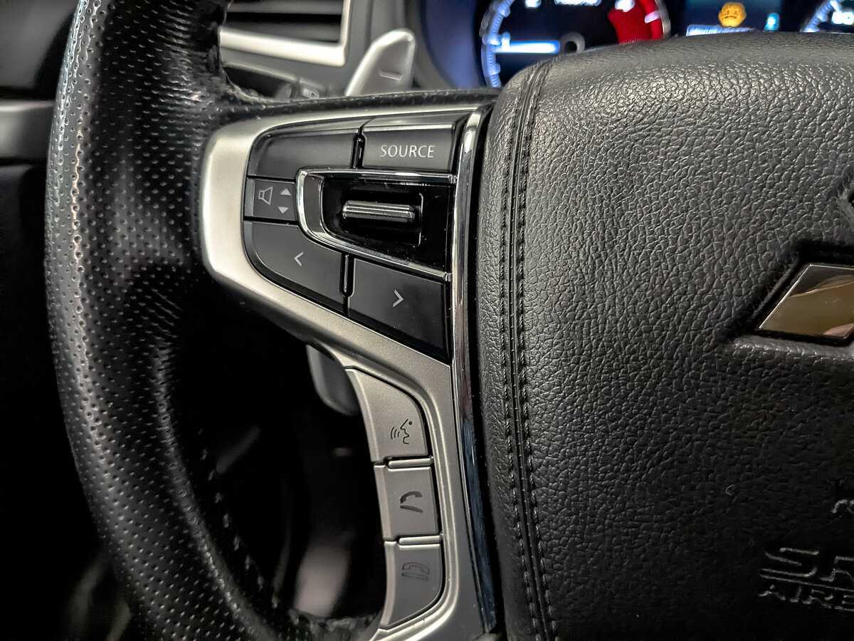 Купить Mitsubishi Pajero Sport с пробегом. Фото: #27