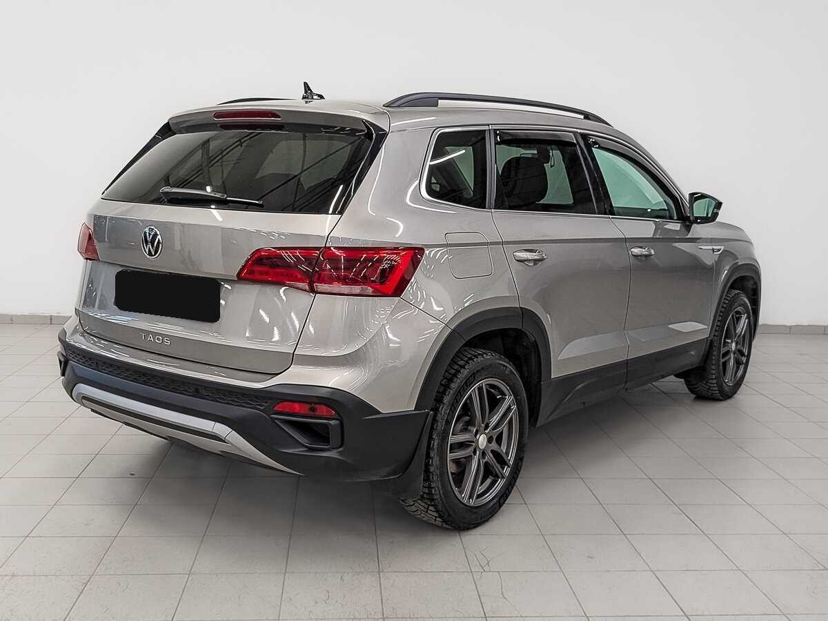 Купить Volkswagen Taos с пробегом. Фото: #4