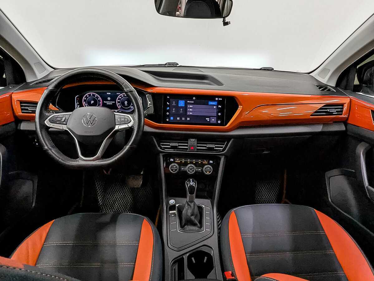 Купить Volkswagen Taos с пробегом. Фото: #13