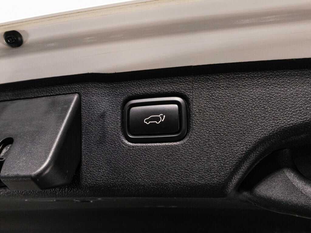 Купить Kia Sorento с пробегом. Фото: #14