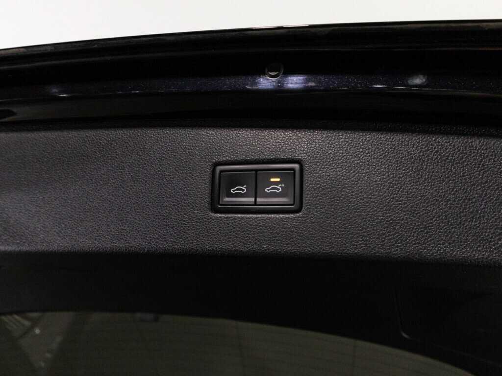 Купить Volkswagen Tiguan с пробегом. Фото: #15