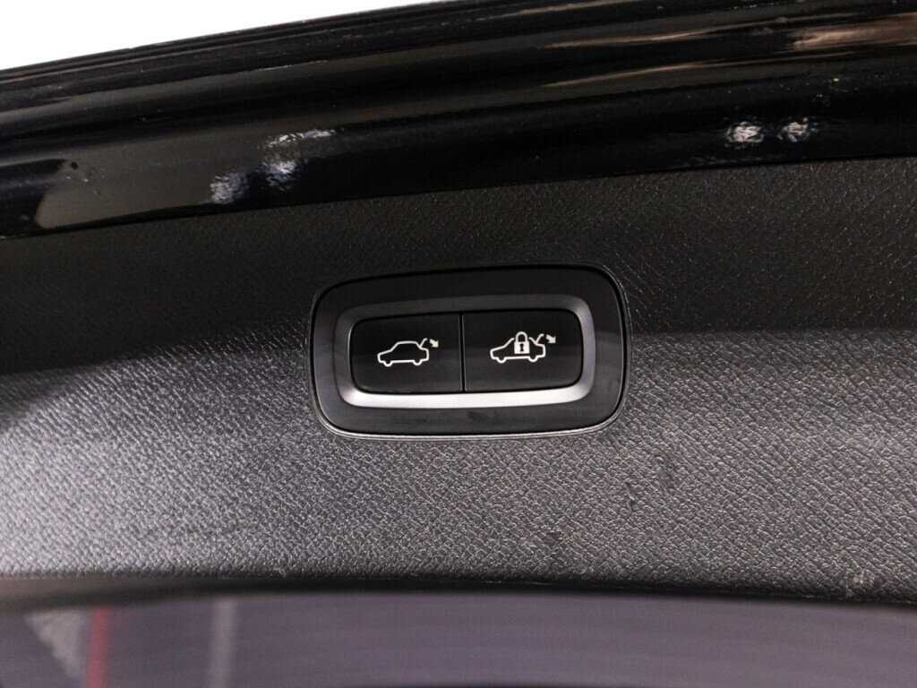 Купить Volvo XC90 с пробегом. Фото: #14