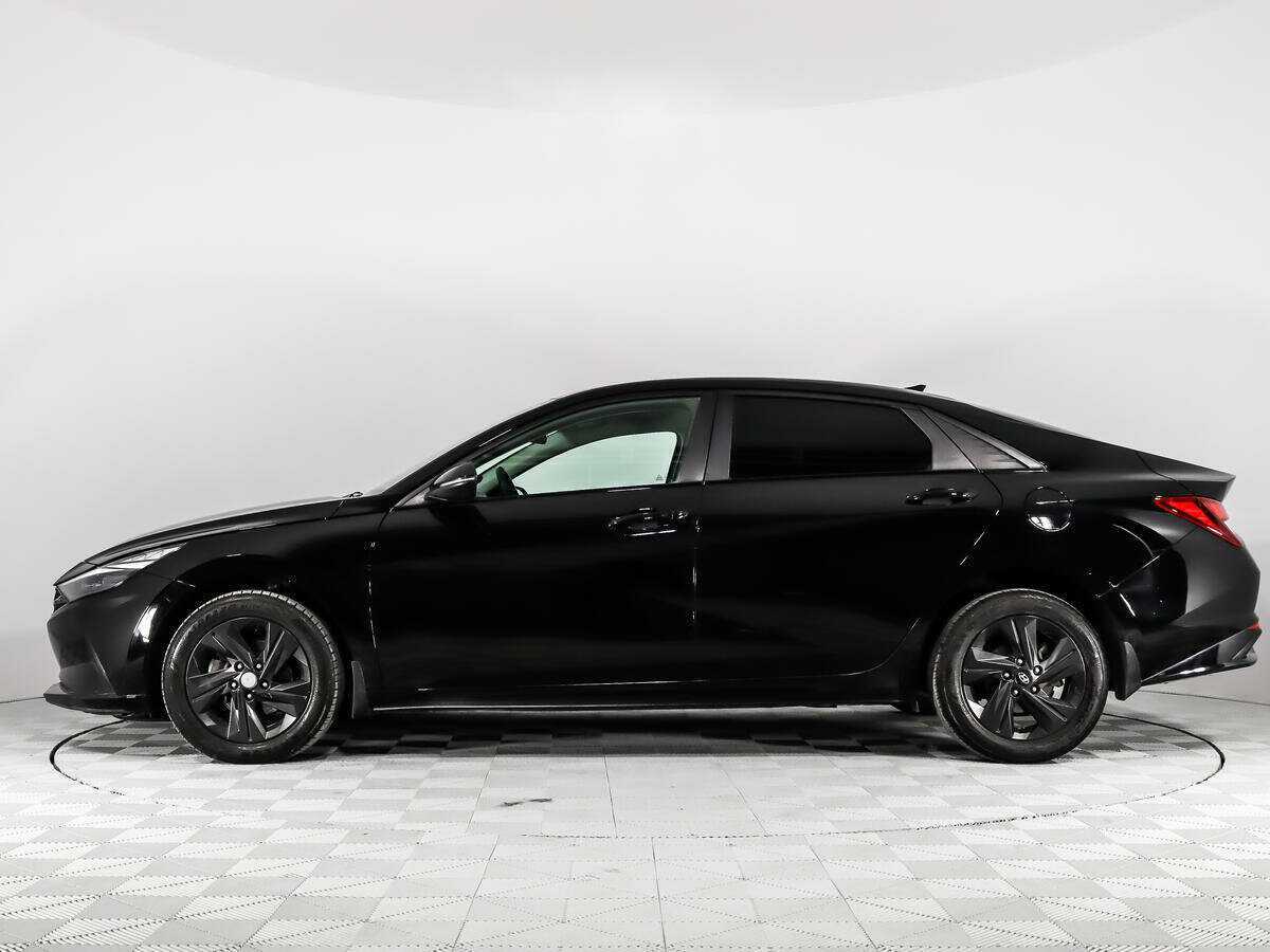 Купить Hyundai Elantra с пробегом. Фото: #7