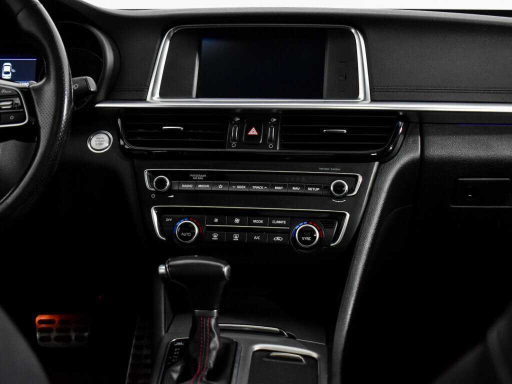 Купить Kia Optima с пробегом. Фото: #13