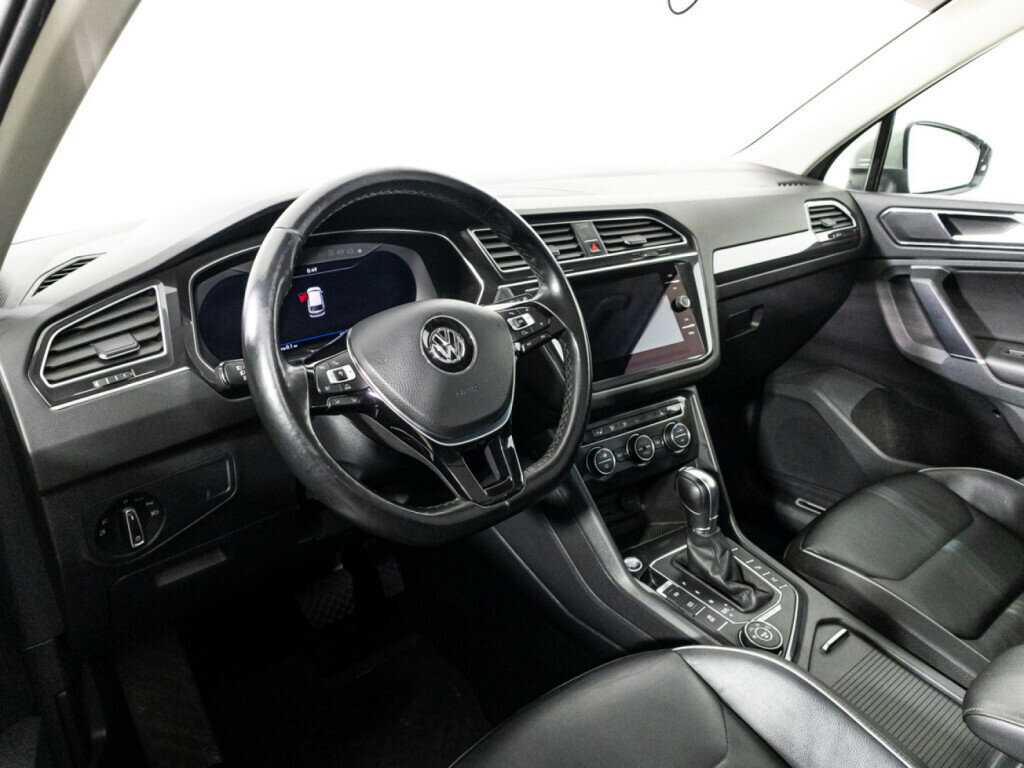 Купить Volkswagen Tiguan с пробегом. Фото: #10