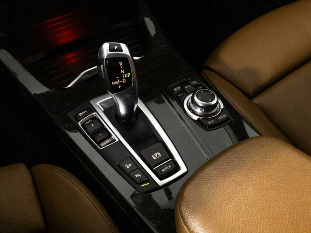 Купить BMW X3 с пробегом. Фото: #18