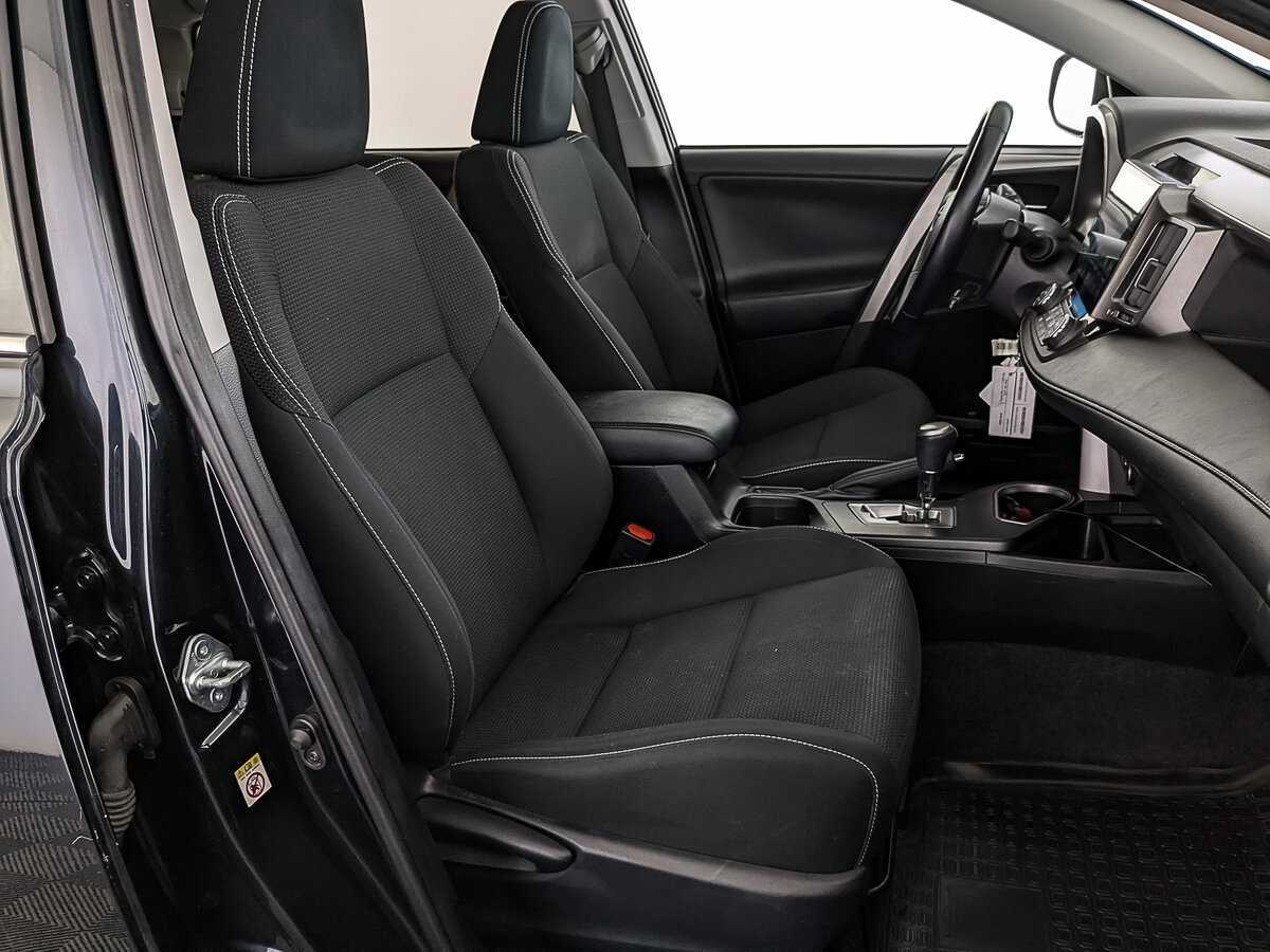 Купить Toyota RAV4 с пробегом. Фото: #21