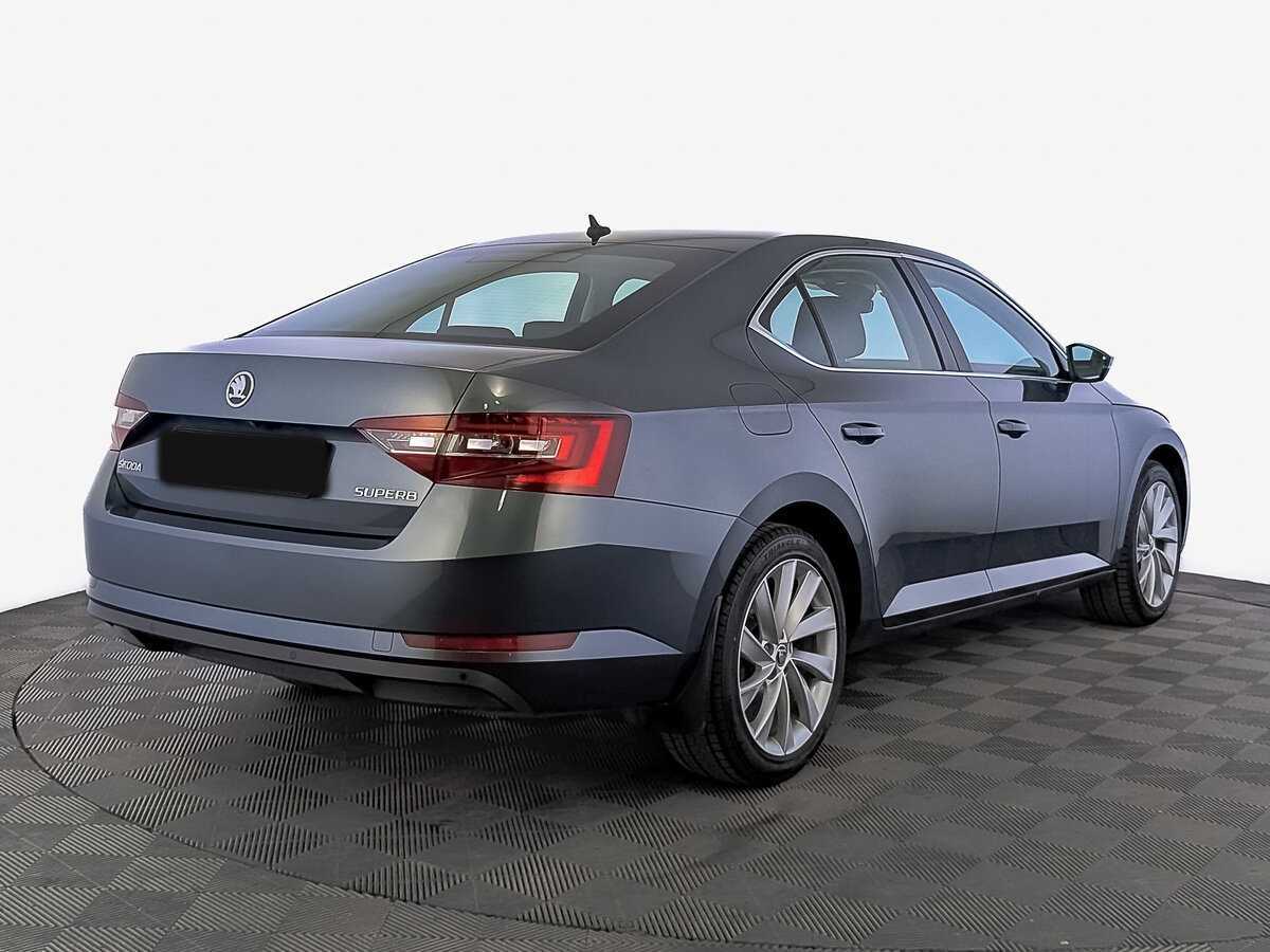 Купить Skoda Superb с пробегом. Фото: #4
