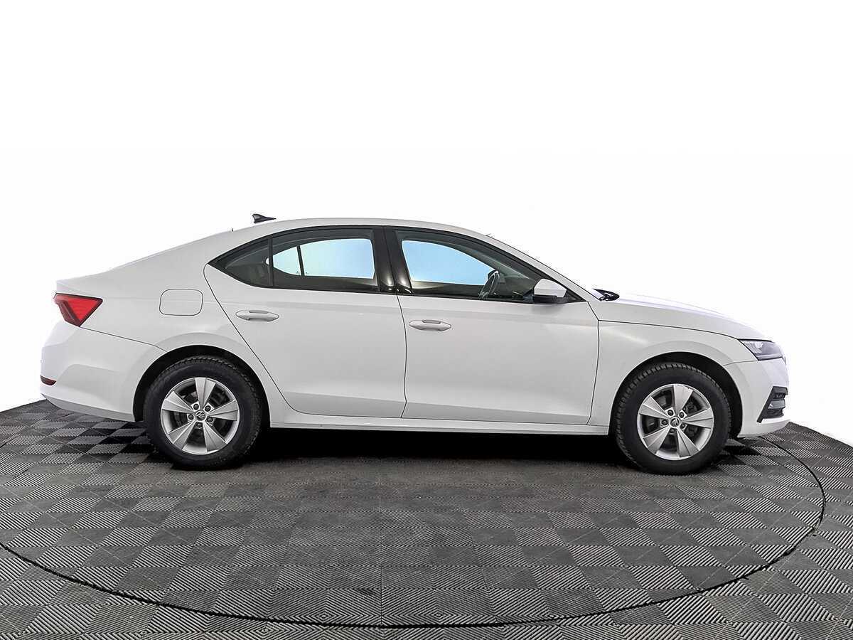 Купить Skoda Octavia с пробегом. Фото: #3
