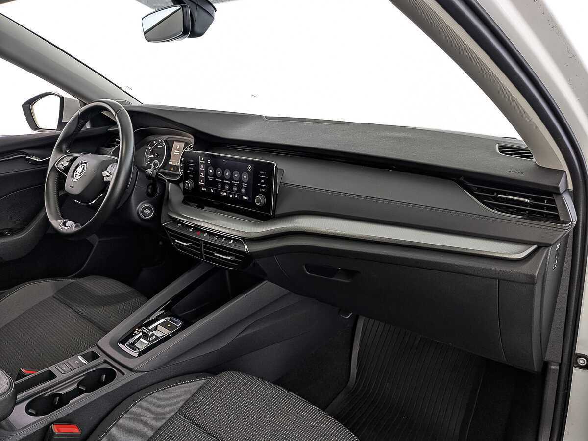 Купить Skoda Octavia с пробегом. Фото: #12