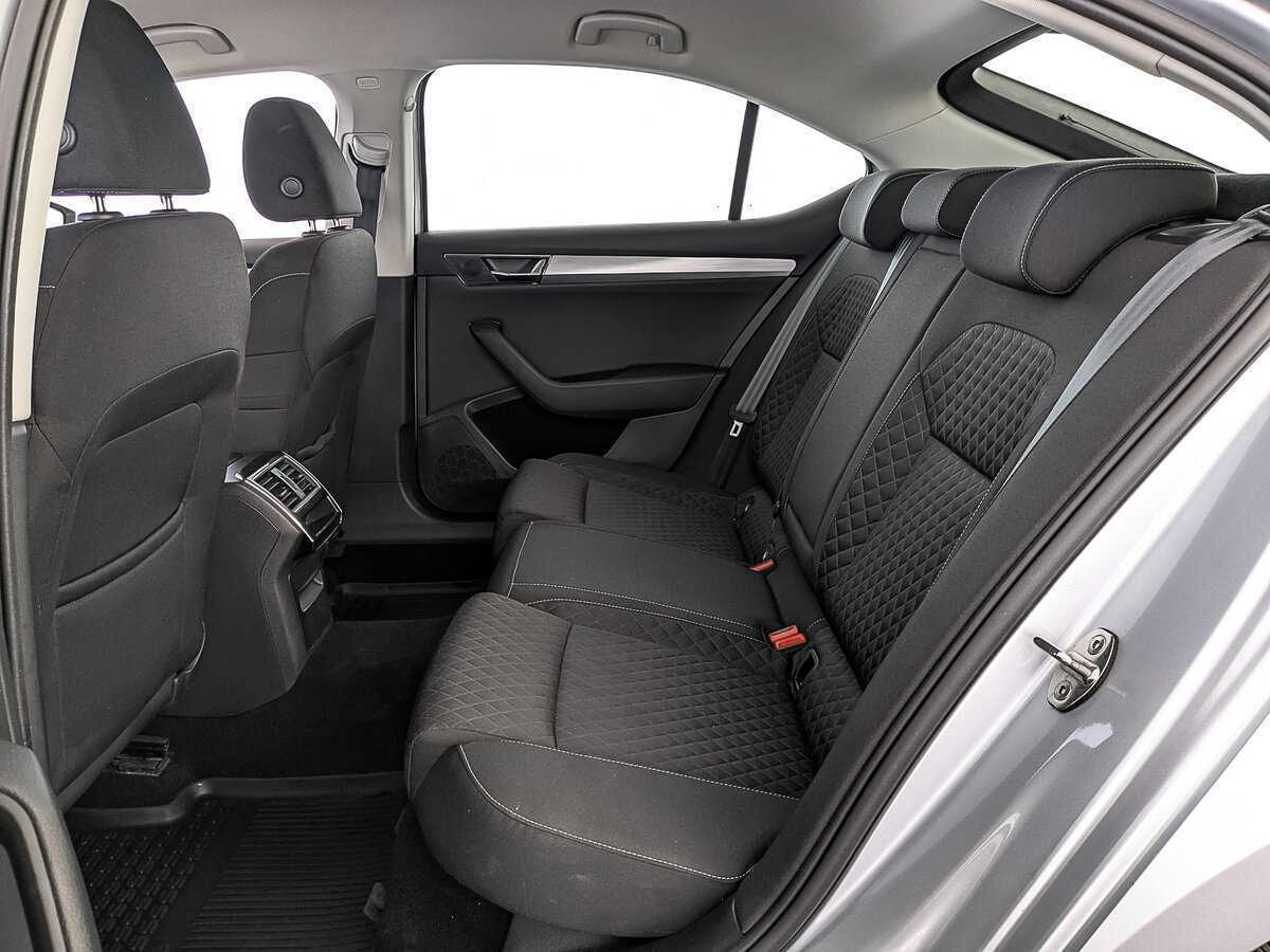 Купить Skoda Superb с пробегом. Фото: #16