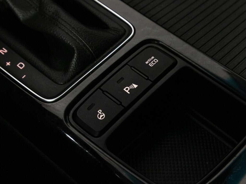 Купить Kia Sorento с пробегом. Фото: #17