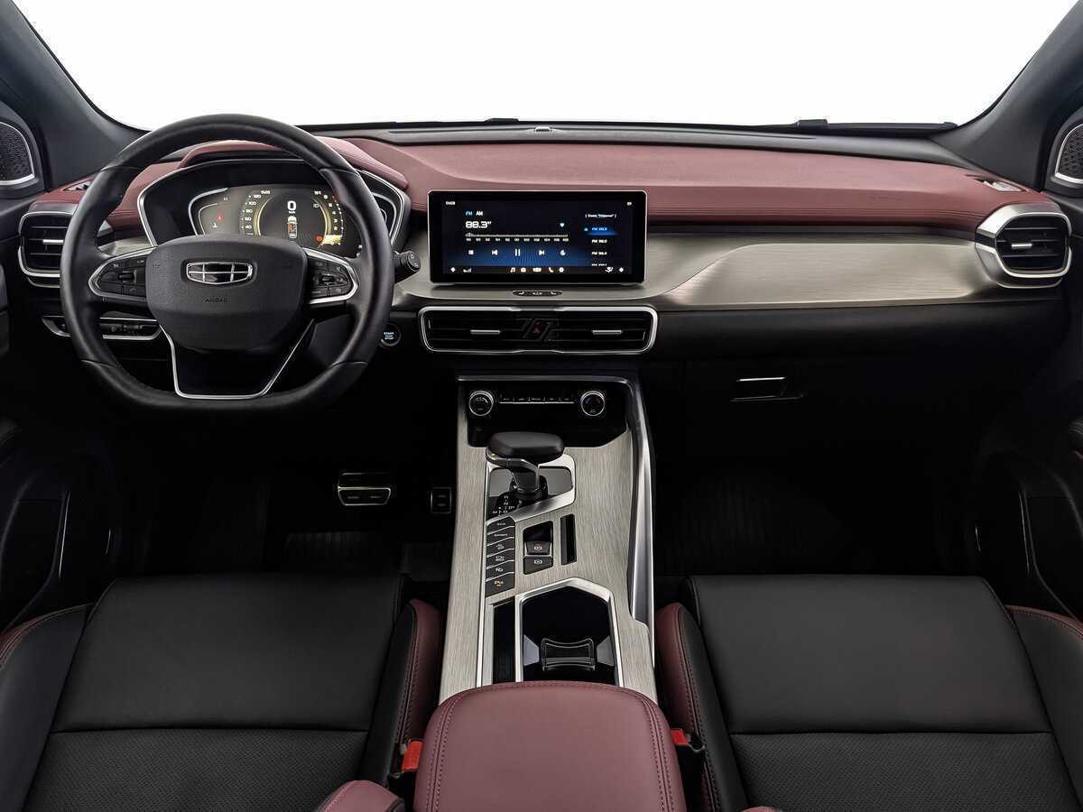 Купить Geely Coolray с пробегом. Фото: #11