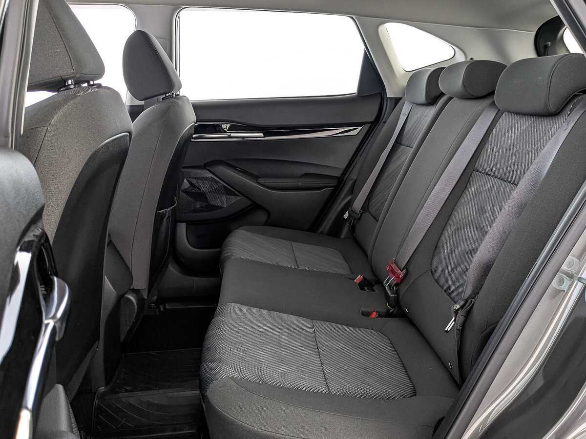 Купить Kia Seltos с пробегом. Фото: #15