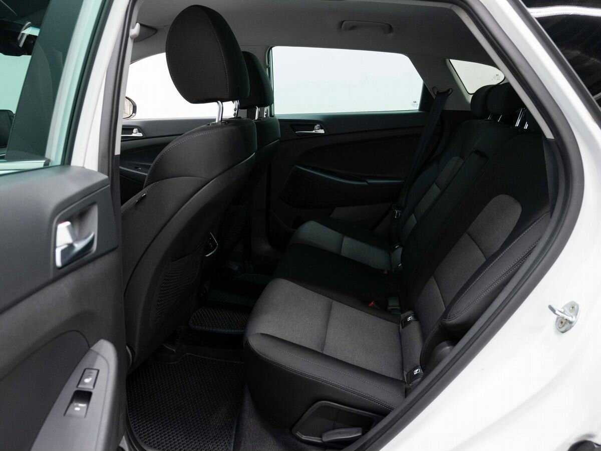 Купить Hyundai Tucson с пробегом. Фото: #9