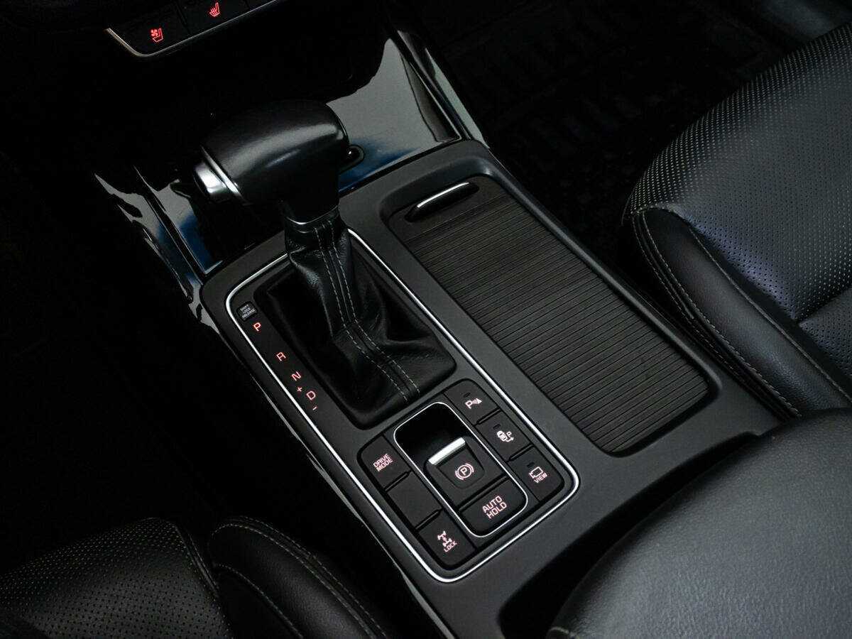 Купить Kia Sorento с пробегом. Фото: #19