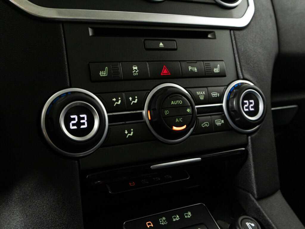 Купить Land Rover Discovery с пробегом. Фото: #17