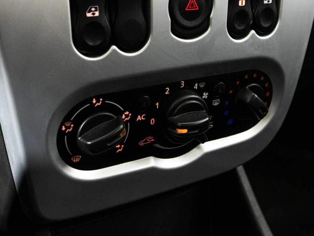 Продажа Б/У Рено Сандеро. Фото: #14