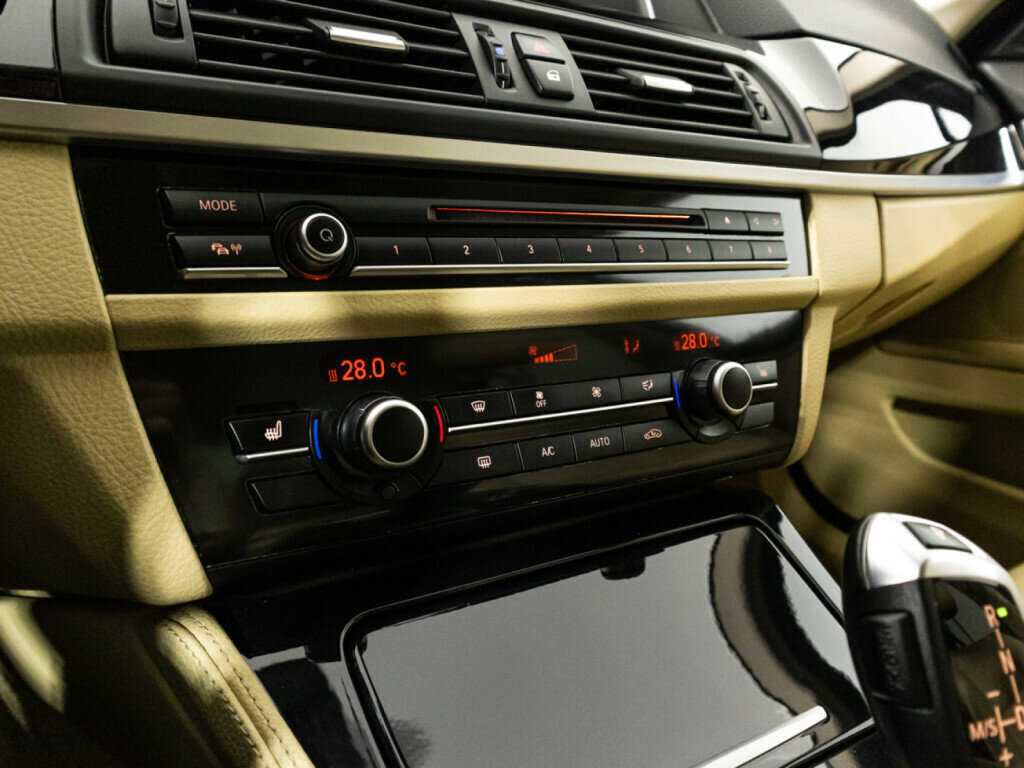 Купить BMW 5 серии с пробегом. Фото: #16