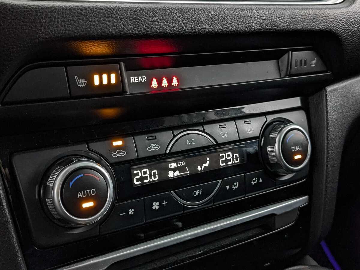 Купить Mazda 6 с пробегом. Фото: #20