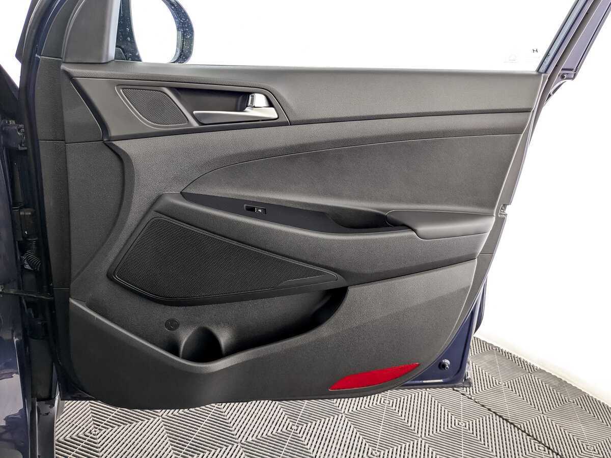 Купить Hyundai Tucson с пробегом. Фото: #23