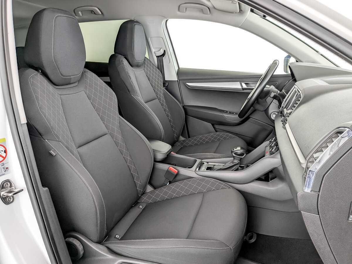 Купить Skoda Karoq с пробегом. Фото: #22