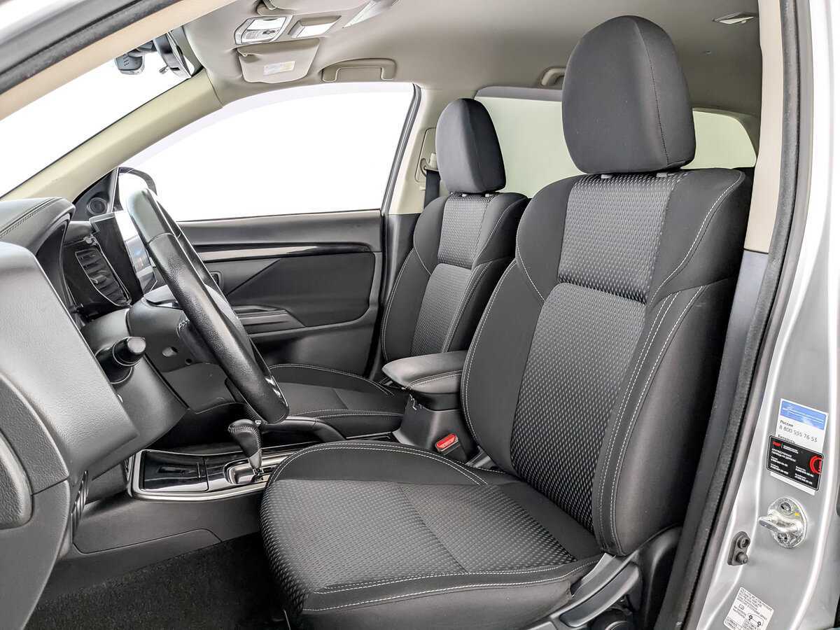 Купить Mitsubishi Outlander с пробегом. Фото: #19