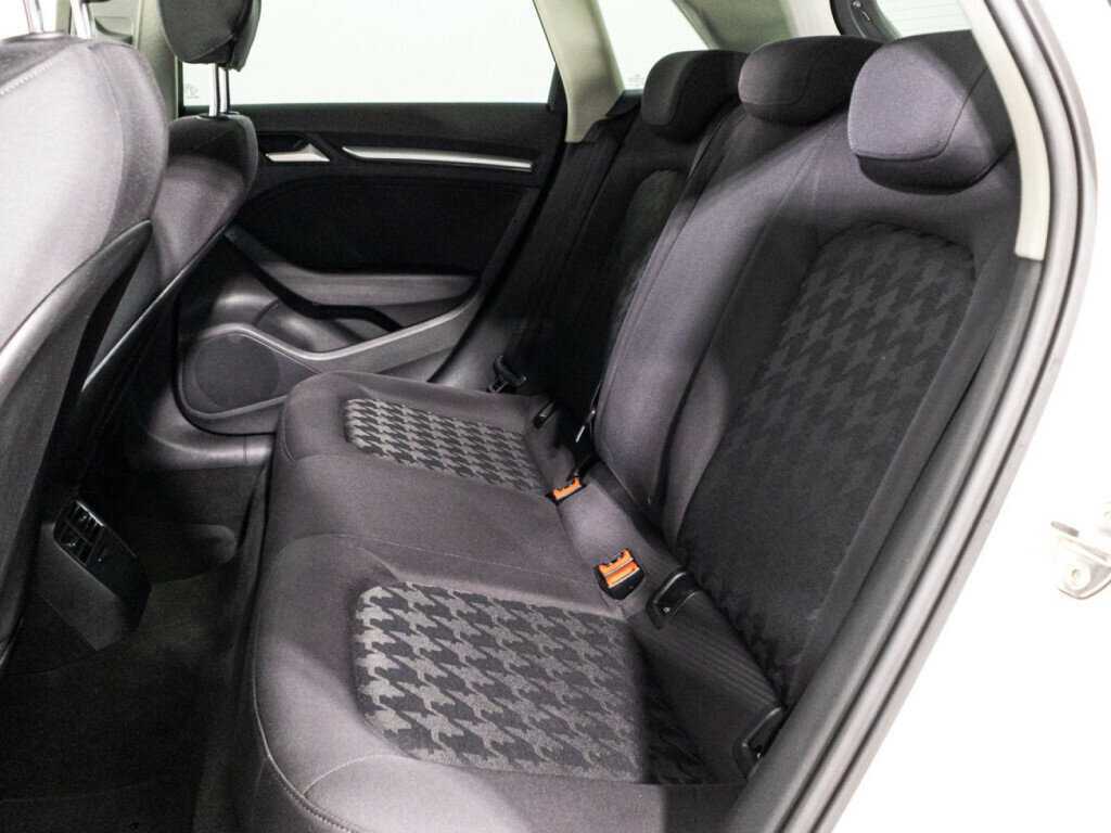 Купить Audi A3 с пробегом. Фото: #9