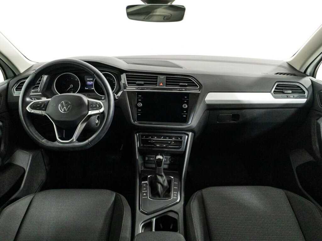 Купить Volkswagen Tiguan с пробегом. Фото: #12