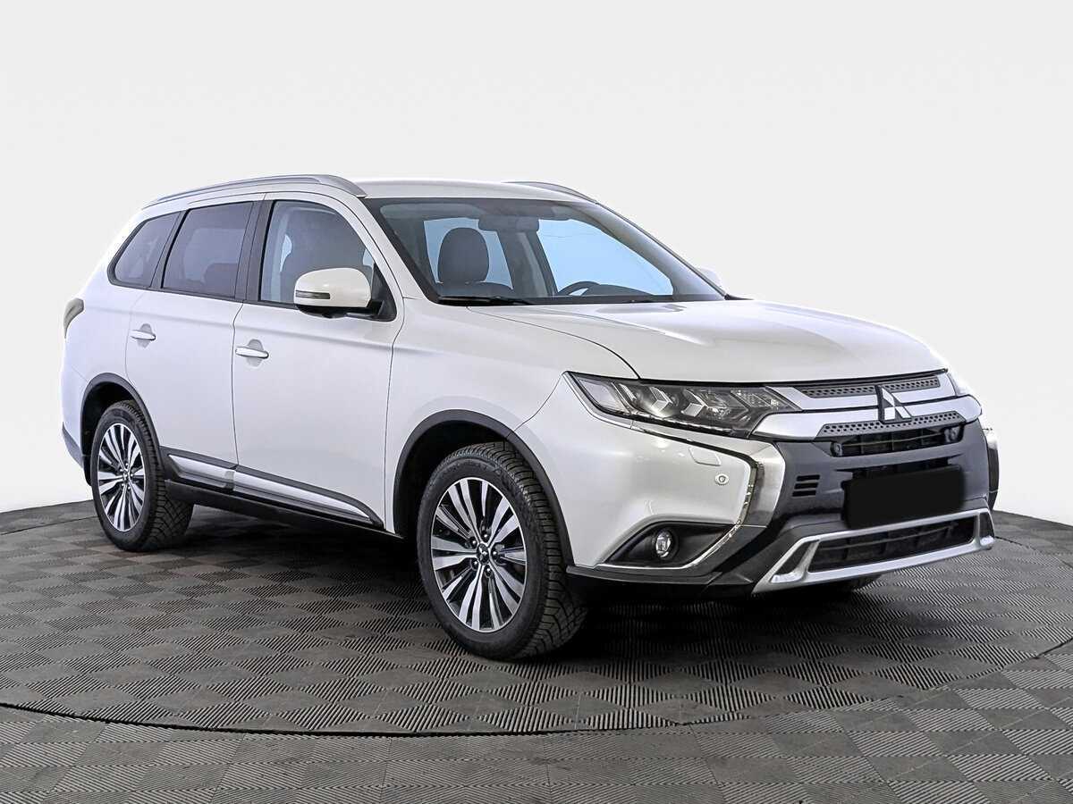 Купить Mitsubishi Outlander с пробегом. Фото: #2
