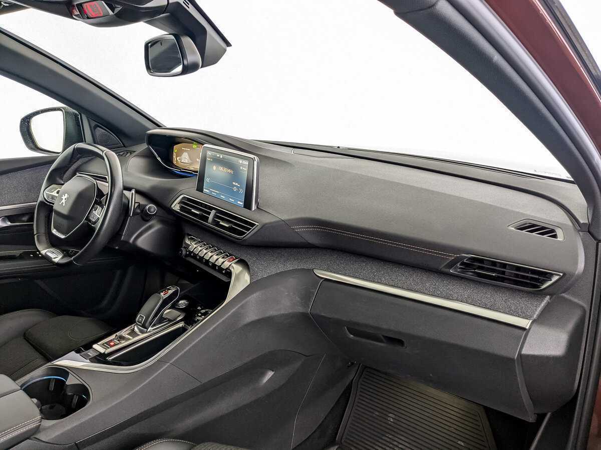 Купить Peugeot 3008 с пробегом. Фото: #10