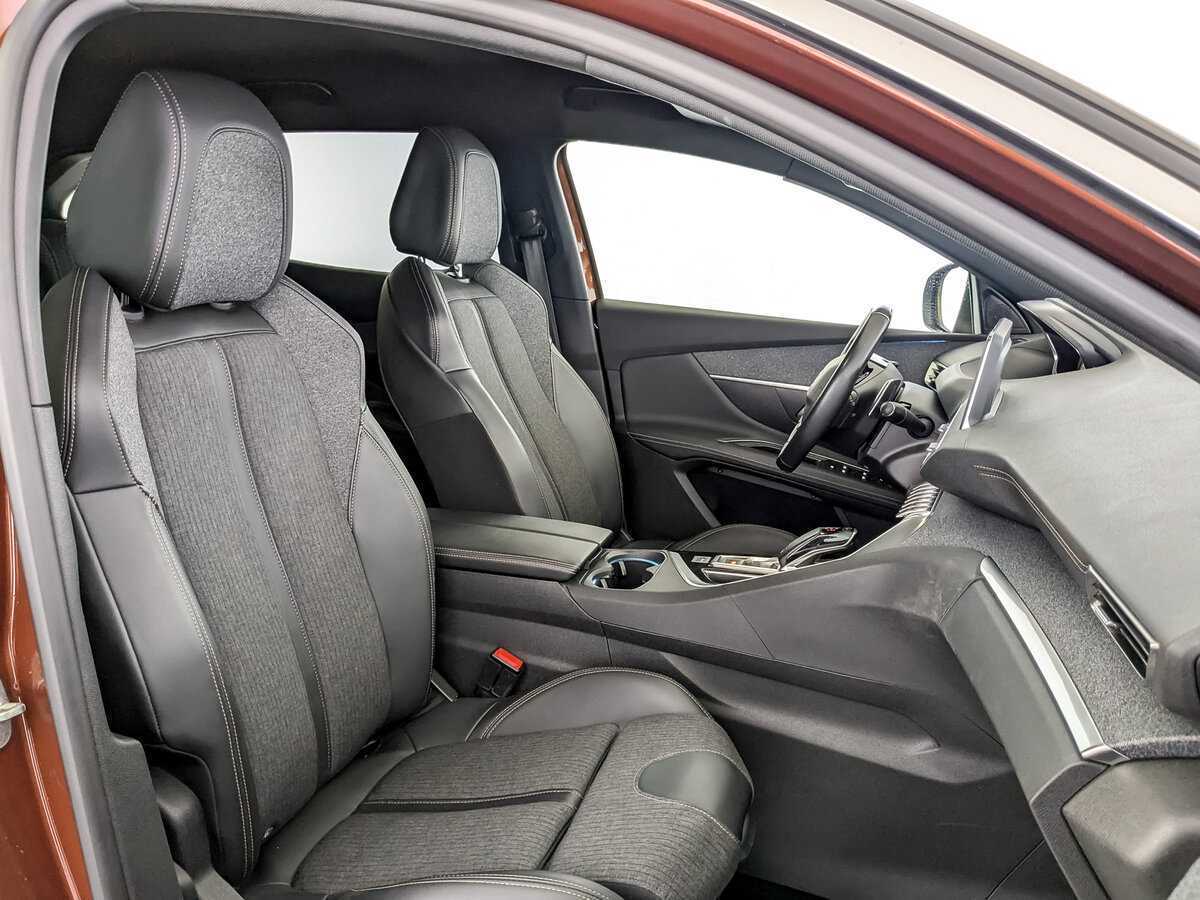 Купить Peugeot 3008 с пробегом. Фото: #22