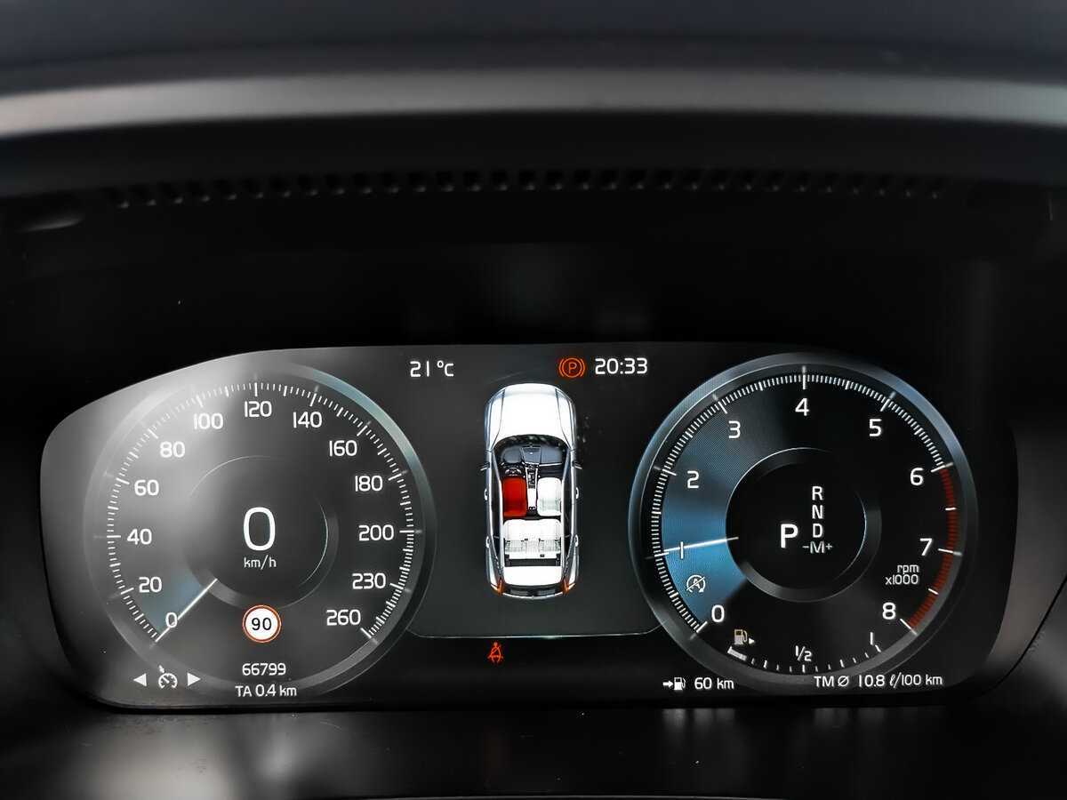 Купить Volvo XC40 с пробегом. Фото: #15