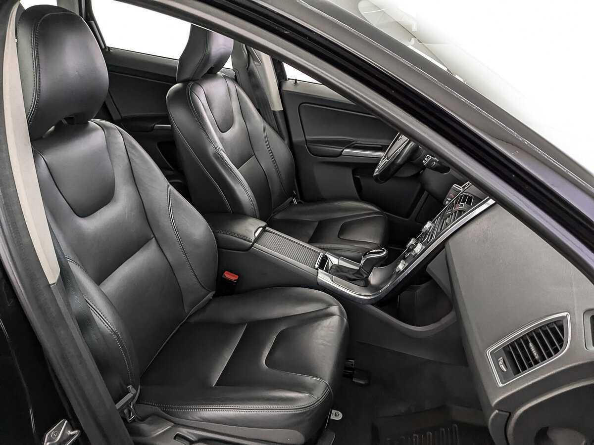 Купить Volvo XC60 с пробегом. Фото: #21