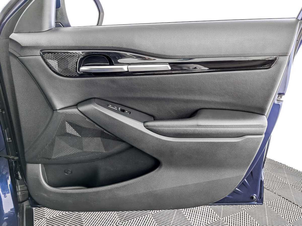 Купить Kia Seltos с пробегом. Фото: #21