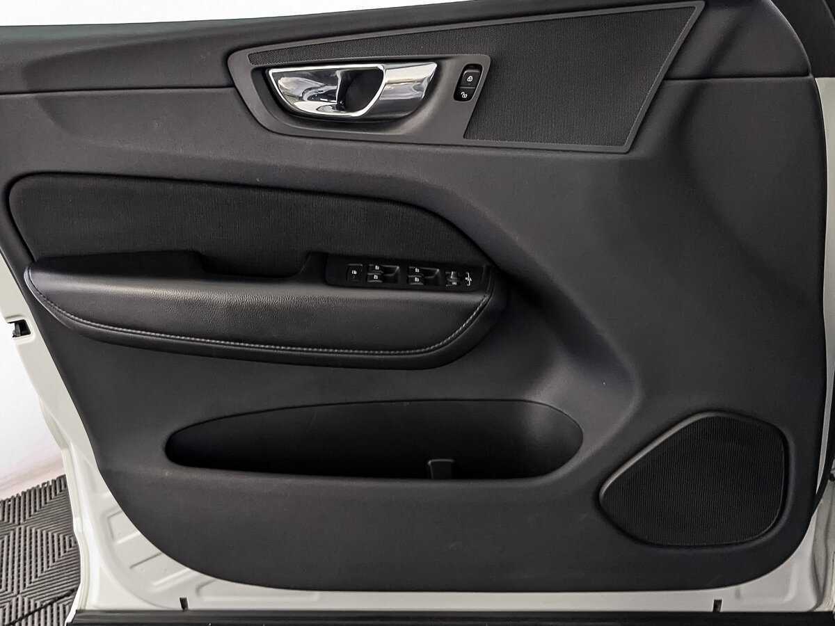 Купить Volvo XC60 с пробегом. Фото: #15