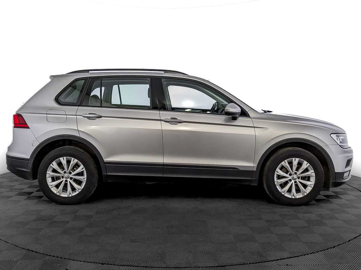 Купить Volkswagen Tiguan с пробегом. Фото: #3